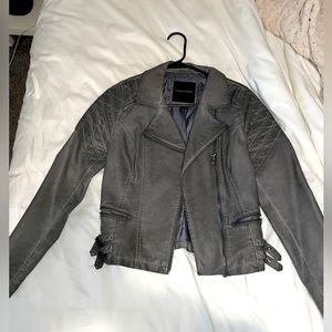 Leather jacket, Gray!